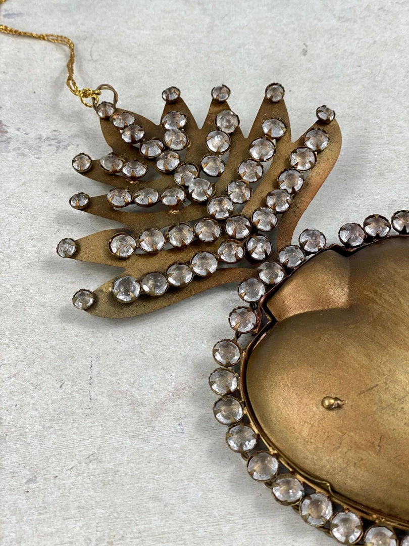 Flash Sale 𧨠The Grey Works Ex Voto Hanging Heart Box With Glass Beading Deco Objects π― 5 The Grey Works Ex Voto Hanging Heart Box With Glass Beading Deco Objects