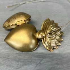 The Grey Works Deco Objects Heart Of Mary Ex Voto Gold Box