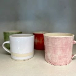 Wonki Ware Large Style Mug In A Pimento Red Wash