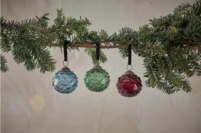 Discount ๐ฏ Nkuku Layli Vintage Style Glass ๐ Christmas Baubles ๐ Christmas Sale ๐ 3 Nkuku Layli Vintage Style Glass Christmas Baubles Christmas Sale