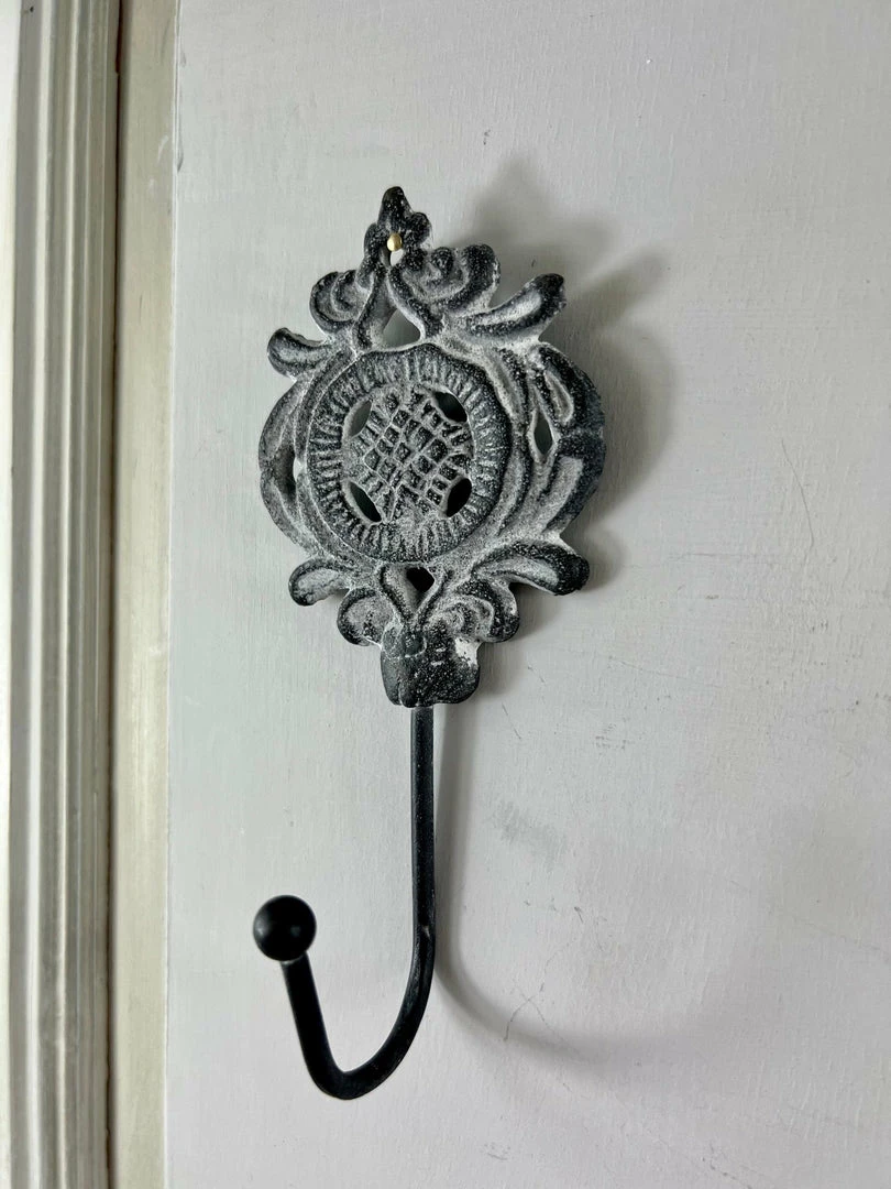 Best reviews of 🤩 The Grey Works Vintage Style 🧥 Coat Hook Antique Grey Homewares 😍 4 The Grey Works Vintage Style Coat Hook Antique Grey Homewares